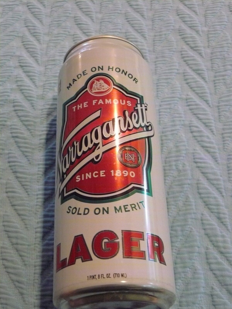 White/Red NARRAGANSETT LAGER Beer 24 OZ  